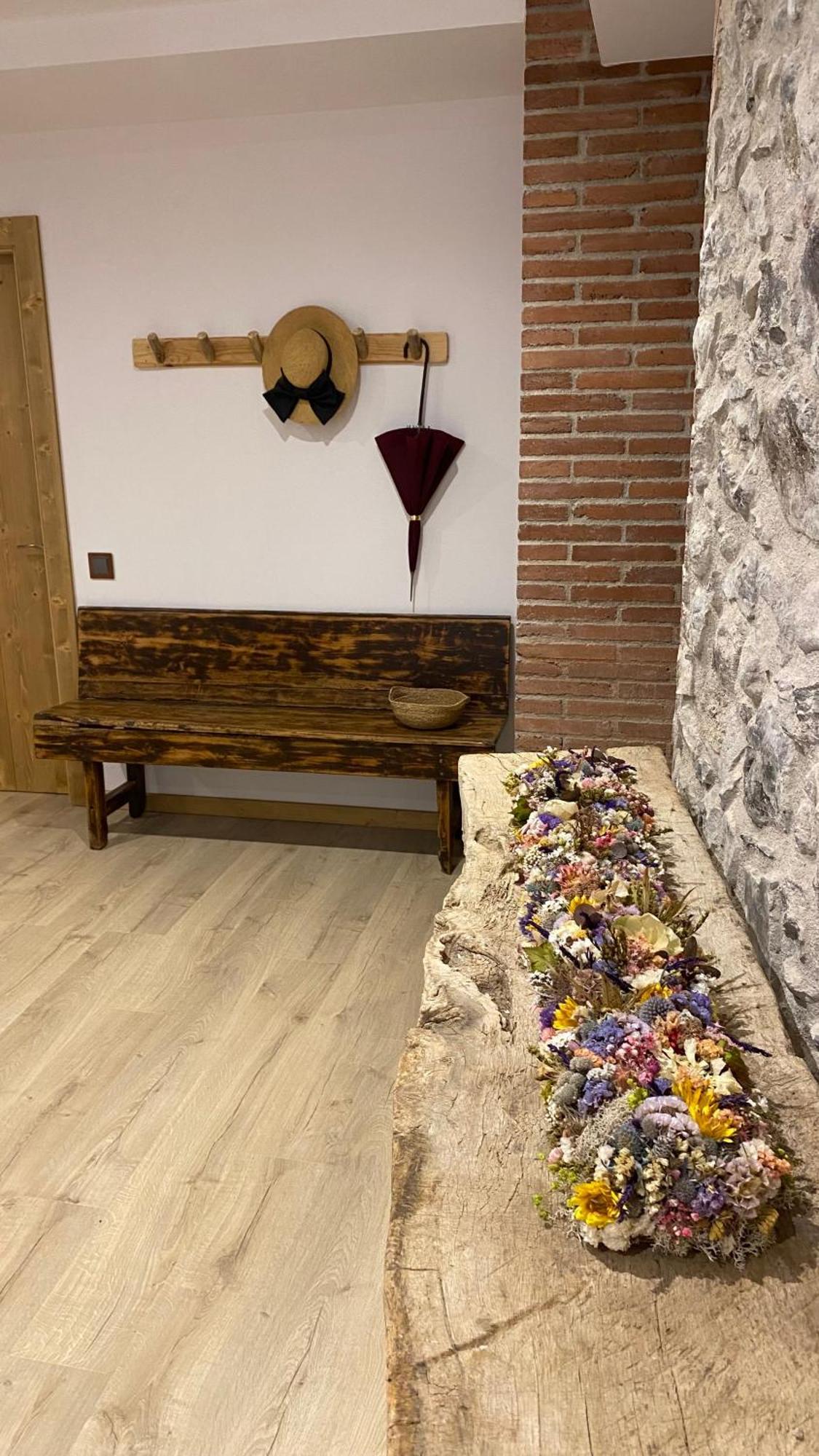 Pis Turistic De 170 M2 A La Placa Porxada De Bagá Exteriér fotografie